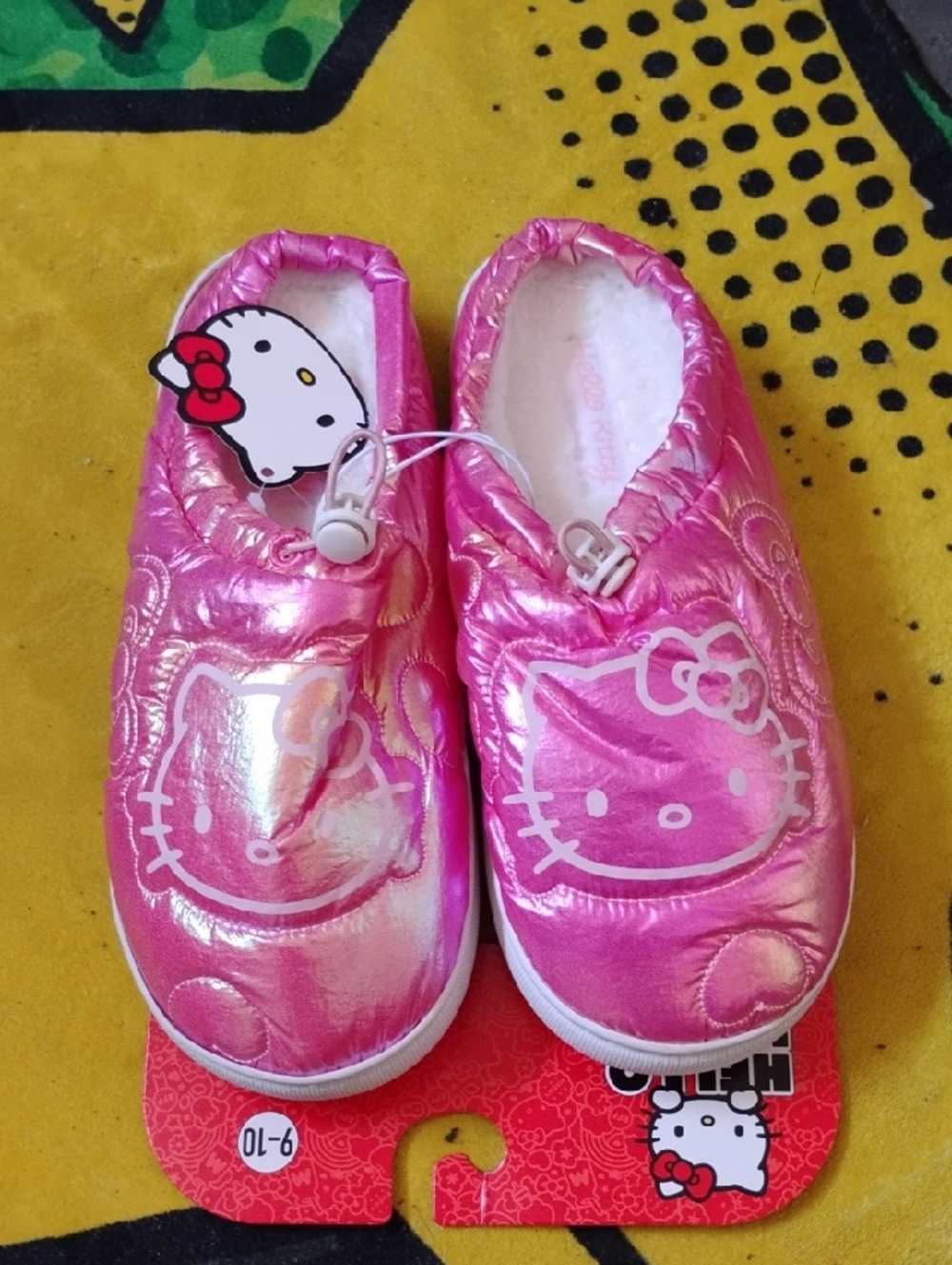 NWT Hello Kitty Slippers